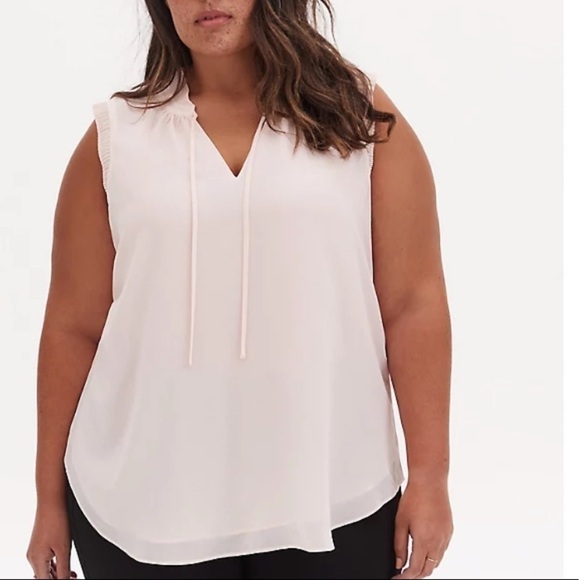 New Torrid Chiffon pleated sleeveless shirt blush pink 5X plus size top - Picture 1 of 10